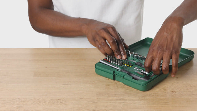 Bosch Home and Garden - Set Cliquet/Douilles 1/4 de 34 Pièces