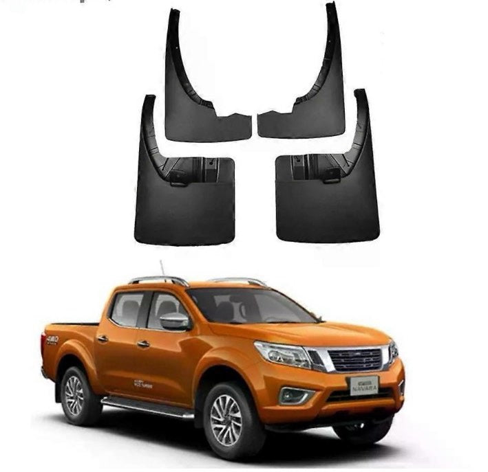 Lot de 4 bavettes pour Nissan NP 300.
